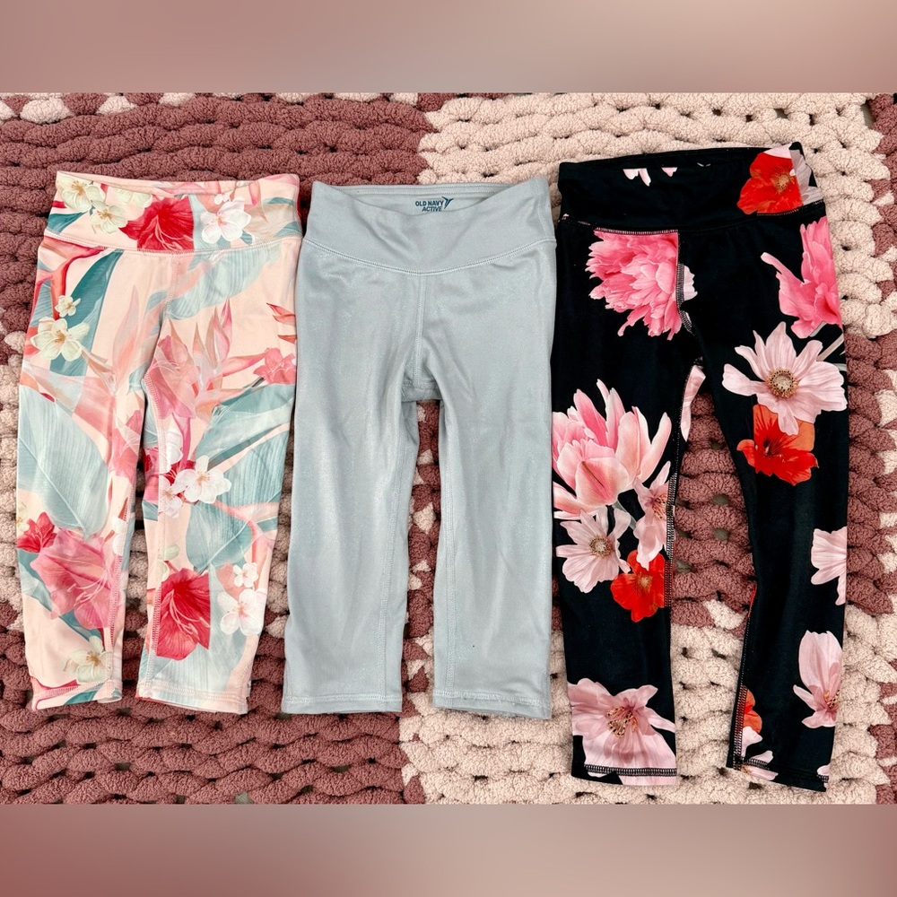 3 Pairs of Old Navy Active Go Dry Leggings Size 4T Floral Print and Solid Print